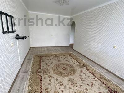 2-комнатная квартира · 55.5 м² · 4/5 этаж, мкр Кунаева за 16.5 млн ₸ в Уральске