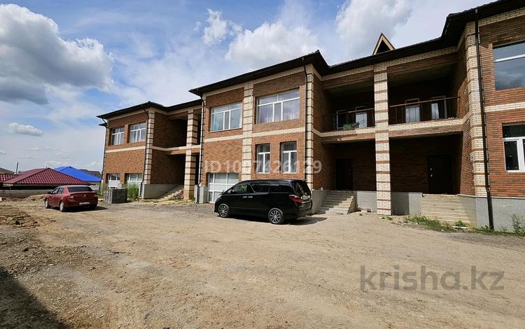 Часть дома · 6 комнат · 225 м² · 1.6 сот., мкр Кунгей , Назира Турекулова 42/1 за 56 млн ₸ в Караганде, Казыбек би р-н — фото 2