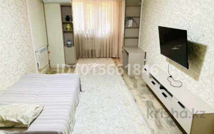 2-комнатная квартира · 60 м² · 1/5 этаж, 18-й микрорайон 43 — Городской больницы №2 (Фосфорная) за 220 000 ₸ в Шымкенте, Аль-Фарабийский р-н — фото 10