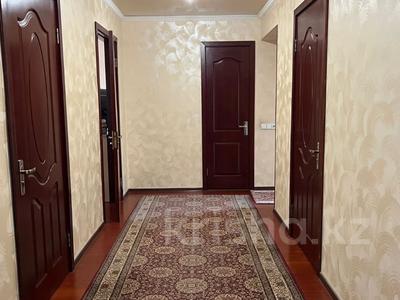 4-комнатная квартира, 111 м², 2/5 этаж, Жалела Кизатова 3 за 45.9 млн 〒 в Петропавловске