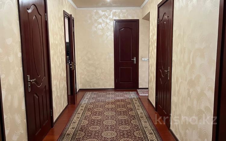 4-комнатная квартира, 111 м², 2/5 этаж, Жалела Кизатова 3 за 45.9 млн 〒 в Петропавловске — фото 3