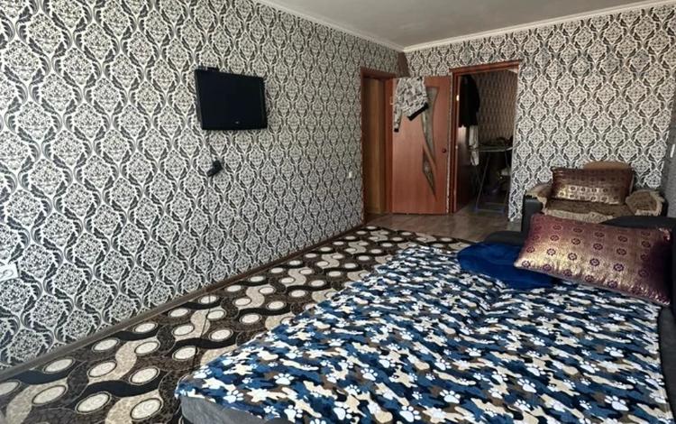 2-бөлмелі пәтер · 49 м² · 1/5 қабат, Строителей 26, бағасы: 8.5 млн ₸ в Аксу — фото 3