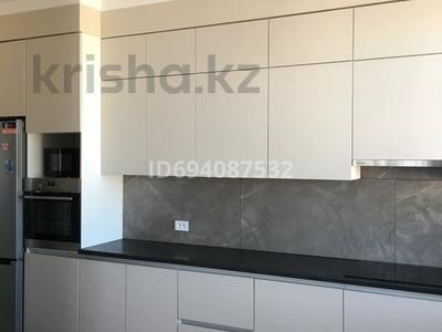 Аренда квартир в Мангистауской обл.: 3-комнатная квартира · 90 м² · 12/14 этаж, 16-й мкр , 16 мкрн 70/1 — Около трк Актау за 270 000 〒 3-комнатная квартира · 90 м² · 12/14 этаж, 16-й мкр , 16 мкрн 70/1 — Около трк Актау за 270 000 〒