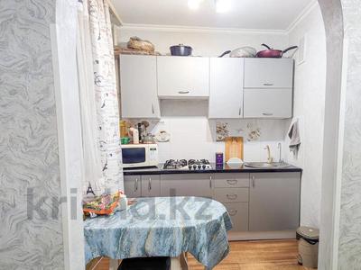 3-комнатная квартира · 58.1 м² · 2/4 этаж, мкр №9 за 38 млн ₸ в Алматы, Ауэзовский р-н