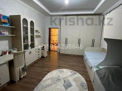 Отдельный дом · 6 комнат · 450 м² · 15 сот., 3 мкр 41 за 75 млн ₸ в Жибек Жолы