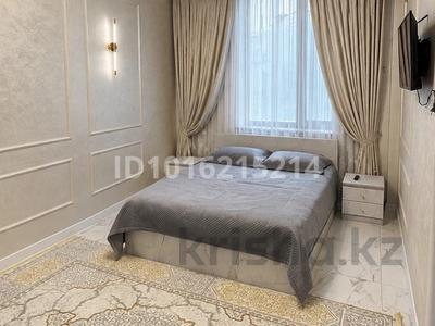 1-бөлмелі пәтер · 70 м² · 1/2 қабат, Батырбекова 4/3 — Қожа Ахмет Ясауи мешітінің жанында, бағасы: 14 000 ₸ в Туркестане