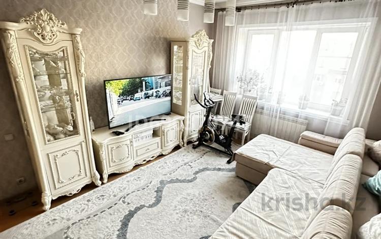 3-комнатная квартира, 70 м², 6/9 этаж, мкр Аксай-4 39 за 47 млн 〒 в Алматы, Ауэзовский р-н — фото 2