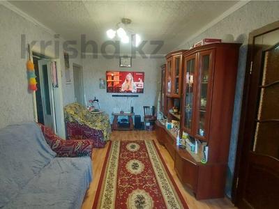 3-комнатная квартира · 44.7 м² · 5/5 этаж, Майкудук, 16й микрорайон 37 за 9 млн ₸ в Караганде, Алихана Бокейханова р-н