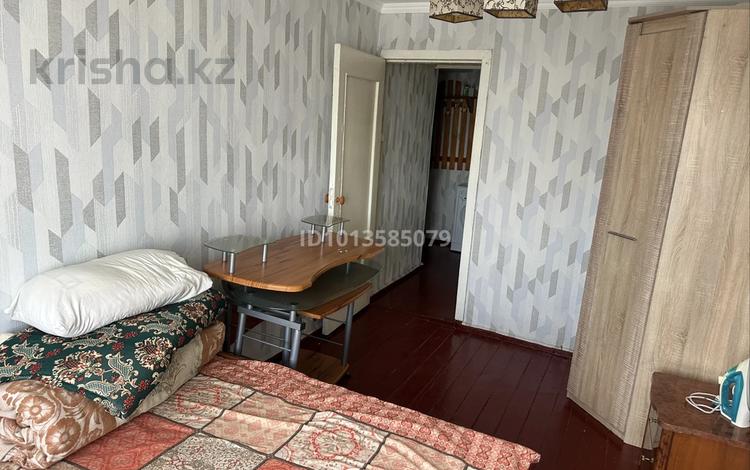 2-комнатная квартира · 55 м² · 8/9 этаж, Жукова 21 за 110 000 ₸ в Уральске — фото 2