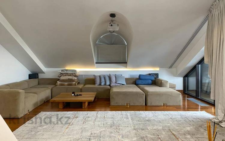 3-бөлмелі пәтер · 280 м² · 4/4 қабат, Керей-Жәнібек хандар 29, бағасы: 1.1 млн ₸ в Алматы — фото 3