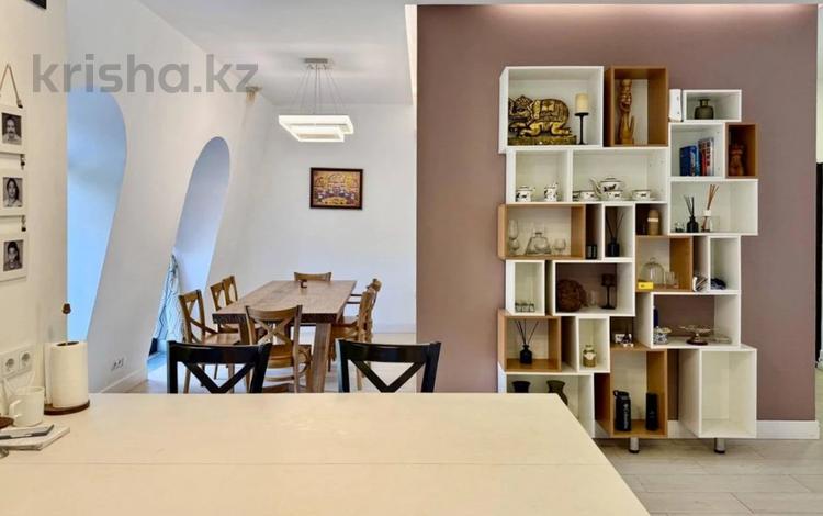 3-комнатная квартира · 280 м² · 4/4 этаж, Керей-Жәнібек хандар 29 за 1.1 млн ₸ в Алматы — фото 45