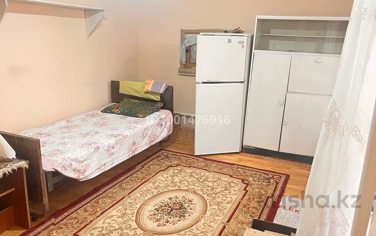 1-бөлмелі пәтер · 20 м² · 1 қабат, Аль-фараби 100, бағасы: 55 000 ₸ в  — фото 2