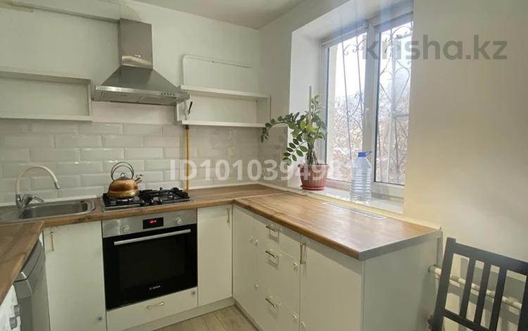 2-комнатная квартира · 45 м² · 2/3 этаж, Манаса — Манаса-Габдуллина за 320 000 ₸ в Алматы, Бостандыкский р-н — фото 2