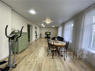 Продажа домов и дачи в Карагандинской обл.: Отдельный дом · 5 комнат · 134 м² · 6 сот., Пришахтинск, Павлодарская за 37 млн 〒 Отдельный дом · 5 комнат · 134 м² · 6 сот., Пришахтинск, Павлодарская за 37 млн 〒 в Караганде, Алихана Бокейханова р-н