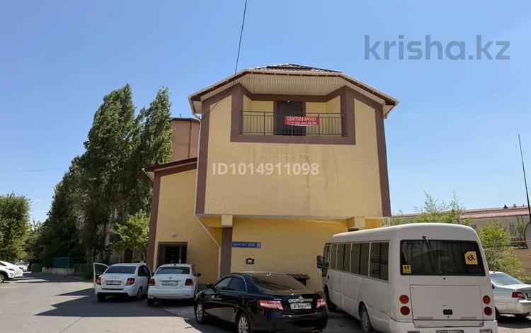Свободное назначение, офисы, кабинеты и рабочие места, студии · 300 м² за 1.2 млн ₸ в Шымкенте, Каратауский р-н — фото 2