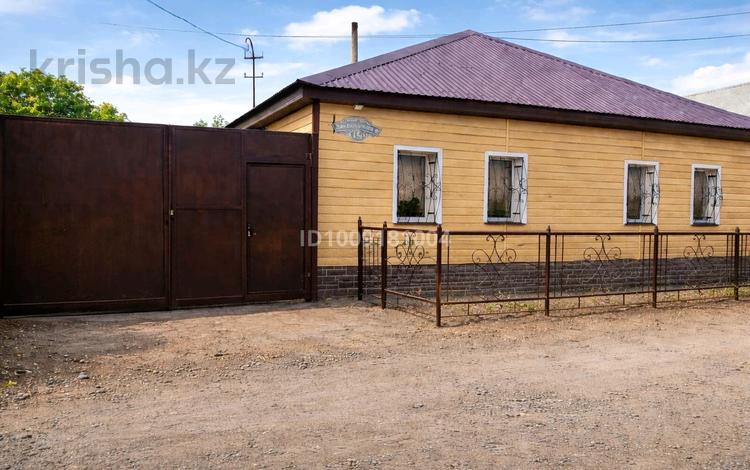 Отдельный дом · 4 комнаты · 84 м² · 10 сот., 2 лодочная — Гагарина, 35 квартал, онкология 29 школа, поликлиника, центр за 16 млн 〒 в Семее — фото 14