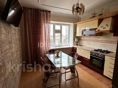 3-бөлмелі пәтер · 112 м² · 4/5 қабат, мкр Центральный, Махамбета Утемисова 116 г — Дом находится на Главными банками(Каспи ;Отбасы; Халык); ТРЦ Насиха, бағасы: 290 000 〒 в Атырау