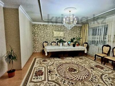 3-комнатная квартира · 112 м² · 4/5 этаж, мкр Центральный, Махамбета Утемисова 116 г — Дом находится на Главными банками(Каспи ;Отбасы; Халык); ТРЦ Насиха за 275 000 〒 в Атырау