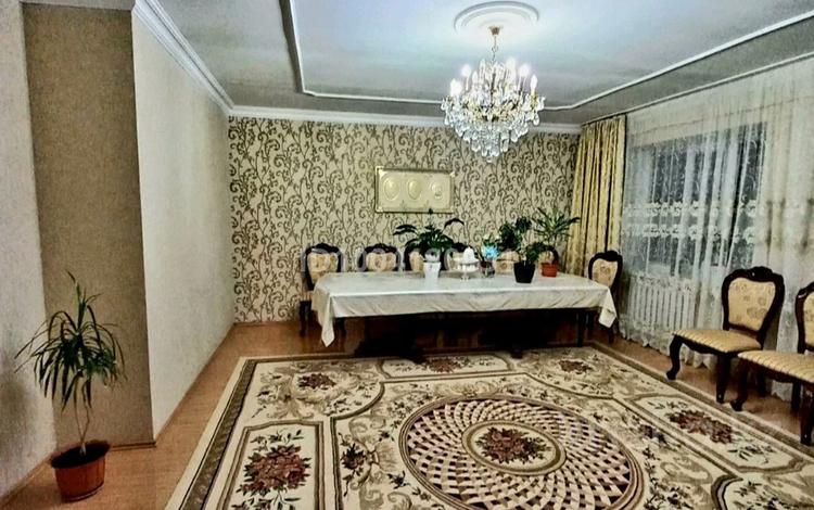 3-комнатная квартира · 112 м² · 4/5 этаж, мкр Центральный, Махамбета Утемисова 116 г — Дом находится на Главными банками(Каспи ;Отбасы; Халык); ТРЦ Насиха за 275 000 〒 в Атырау — фото 4