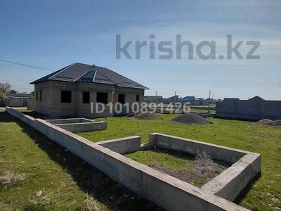Отдельный дом · 6 комнат · 300 м² · 13 сот., Дайрабай / 1 коше за 30 млн ₸ в Бадаме