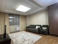 2-комнатная квартира · 72 м² · 8/28 этаж, проспект Кошкарбаева 10/1 — Блок-G за 300 000 ₸ в Астане, Сарайшык р-н — фото 2
