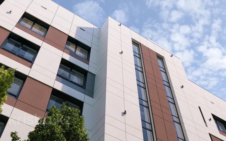 1-комнатная квартира · 50.76 м², Кокжал Барака 18 а, б, в за ~ 21.3 млн 〒 в Усть-Каменогорске — фото 2