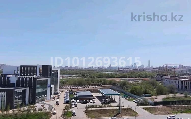 3-комнатная квартира · 99.8 м² · 16 этаж, Айтматова 57 за ~ 36 млн ₸ в Астане, Нура р-н — фото 2