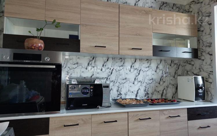 3-бөлмелі пәтер · 53.5 м² · 5/5 қабат, мкр Восток 42 — Камея клиника, бағасы: 24 млн ₸ в Шымкенте, Аль-Фарабийский р-н — фото 2