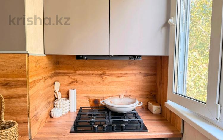 2-комнатная квартира · 52 м² · 5/5 этаж, мкр Кулагер, Серикова за 34.3 млн ₸ в Алматы, Жетысуский р-н — фото 2