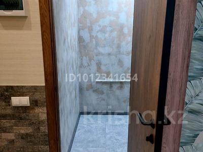2-бөлмелі пәтер · 43 м² · 2/2 қабат, ул. Бауыржан Момышулы 68, бағасы: 12 млн ₸ в 