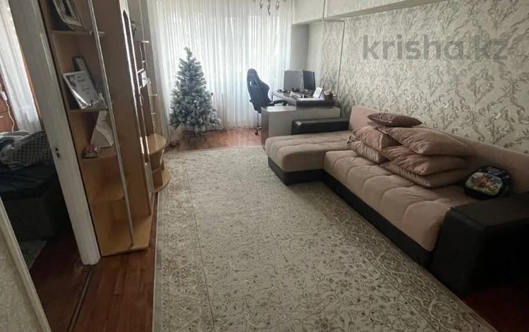 3-комнатная квартира, 70 м², Толе би — Ауэзова