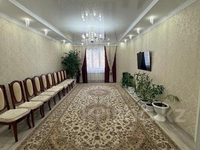 4-комнатная квартира · 122.8 м² · 1/5 этаж, мкр. Алтын орда, Тауелсиздик за 48 млн ₸ в Актобе