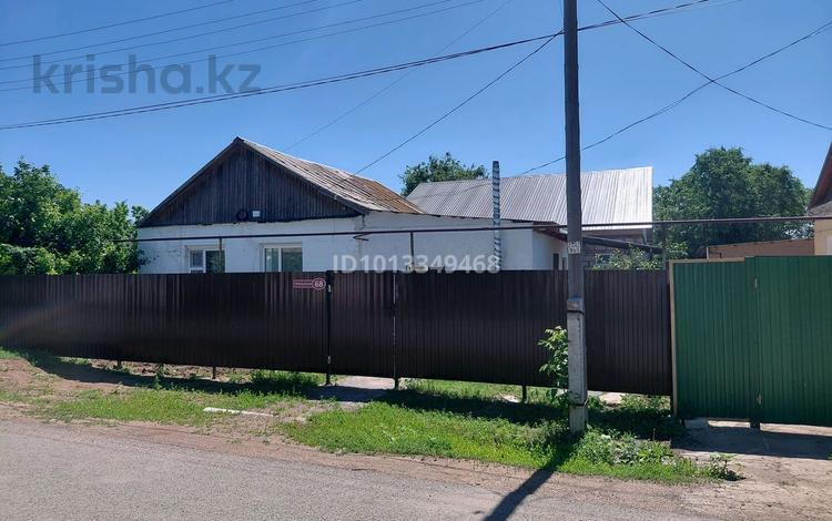 Отдельный дом · 3 комнаты · 100 м² · 0.6 сот., Уральская 68 — Центре за 15 млн ₸ в Переметном — фото 2