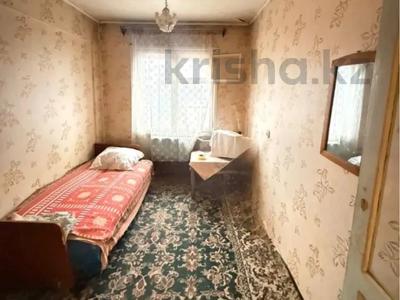 4-комнатная квартира · 60 м² · 5/5 этаж, космическая 12 за 17.5 млн ₸ в Усть-Каменогорске