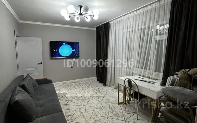 3-комнатная квартира · 64 м² · 4/4 этаж, 3 микрорайон 6 — Возле садика Балауса за 19 млн ₸ в Байкент — фото 3