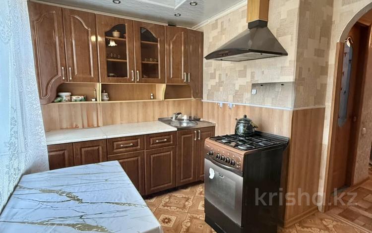 2-бөлмелі пәтер · 40.9 м² · 3/5 қабат, Карбышева 62/1, бағасы: 12.6 млн ₸ в Уральске — фото 2