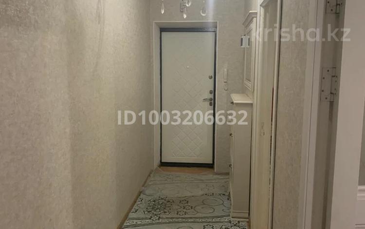 2-бөлмелі пәтер · 54 м² · 2/5 қабат, мкр Асар-1 13 — Шымсити, бағасы: 25 млн ₸ в Шымкенте, Абайский р-н — фото 2