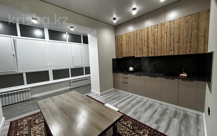 1-бөлмелі пәтер · 56 м² · 1/7 қабат, мкр 8, Батыс 2 300, бағасы: 12 000 ₸ в Актобе — фото 3