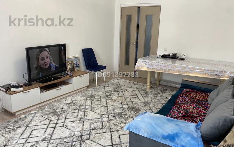 2-комнатная квартира, 65 м², 3/5 этаж, Абая 88/1 за 28 млн 〒 в Талгаре — фото 2