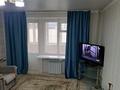 2-комнатная квартира · 56 м² · 4/5 этаж, Ауэзова 24 — Победы за 15 000 〒 в Усть-Каменогорске — фото 2