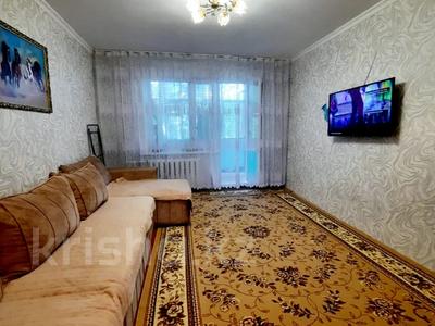 Продажа квартир в Павлодарской обл.: 3-комнатная квартира · 59.2 м² · 2/5 этаж, Маншук Маметовой 67 за 15 млн 〒 3-комнатная квартира · 59.2 м² · 2/5 этаж, Маншук Маметовой 67 за 15 млн 〒 в Экибастузе