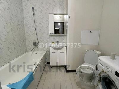 2-комнатная квартира · 74 м² · 9/9 этаж, мкр. Алмагуль, Алмагуль 2 за 150 000 〒 в Атырау