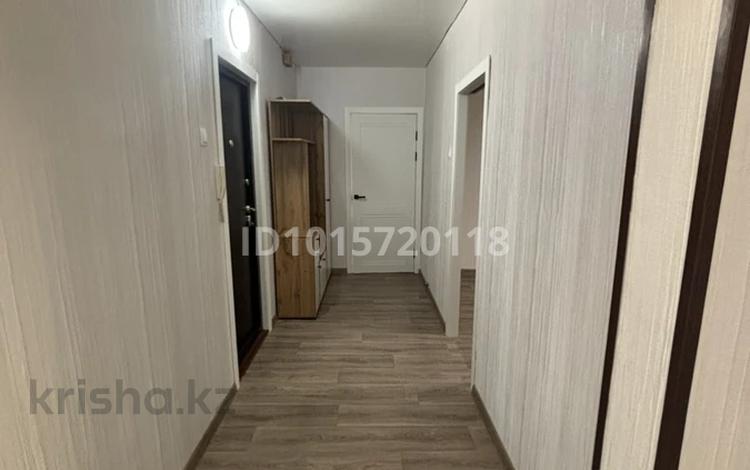 2-комнатная квартира · 54 м² · 8/9 этаж, мкр Юго-Восток, Мкр Степной 3 3/2 за 180 000 ₸ в Караганде, Казыбек би р-н — фото 2