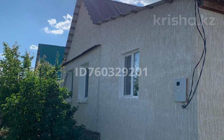 Отдельный дом · 3 комнаты · 100 м² · 5 сот., мкр. Зачаганск пгт, Сыпыра жырау 7 за 20 млн ₸ в Уральске — фото 2