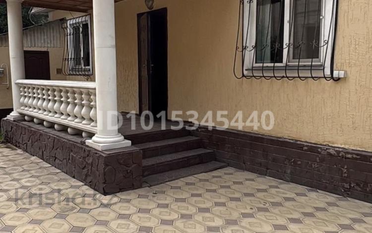 Отдельный дом · 3 комнаты · 90 м² · 8 сот., Бабаева 11 — Ориентировочно в пересечение улиц находится ателье за 200 000 ₸ в  — фото 2