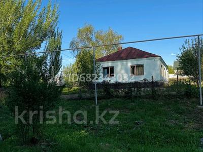 Отдельный дом · 5 комнат · 95 м² · 16 сот., Первомайская 156 за 46 млн ₸ в Есик
