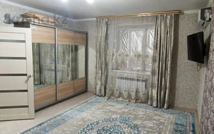 1-комнатная квартира · 37 м² · 5/5 этаж, Бурабай за 11.5 млн ₸ в Актобе, мкр. Курмыш — фото 7
