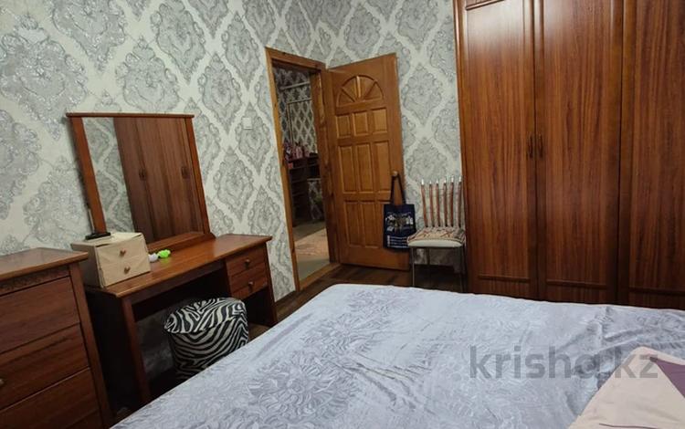 2-комнатная квартира · 60 м² · 1/5 этаж, Бекет батыра 30 — Центр города за 220 000 ₸ в Шымкенте, Аль-Фарабийский р-н — фото 2