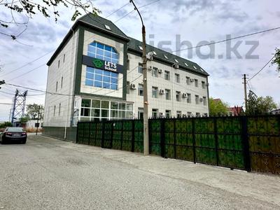 Свободное назначение, офисы, магазины и бутики, склады, бани, гостиницы и зоны отдыха, медцентры и аптеки, образование, развлечения · 2090 м² за 550 млн 〒 в Атырау