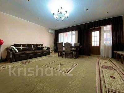 4-комнатная квартира, 80 м², 4/5 этаж, проспект за 23.3 млн 〒 в Талдыкоргане, Каратал